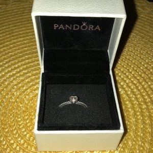 Pandora ring